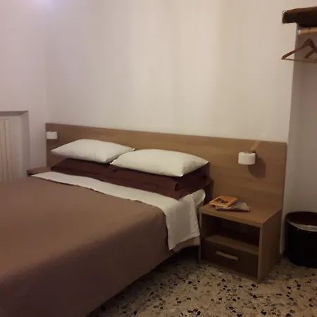 B&by In Viaggio Bed & Breakfast 4*
