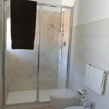 B&by In Viaggio B&B 푸티냐노